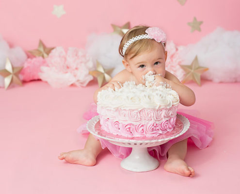 Top 97+ imagen sesion de fotos 1 año niña con pastel